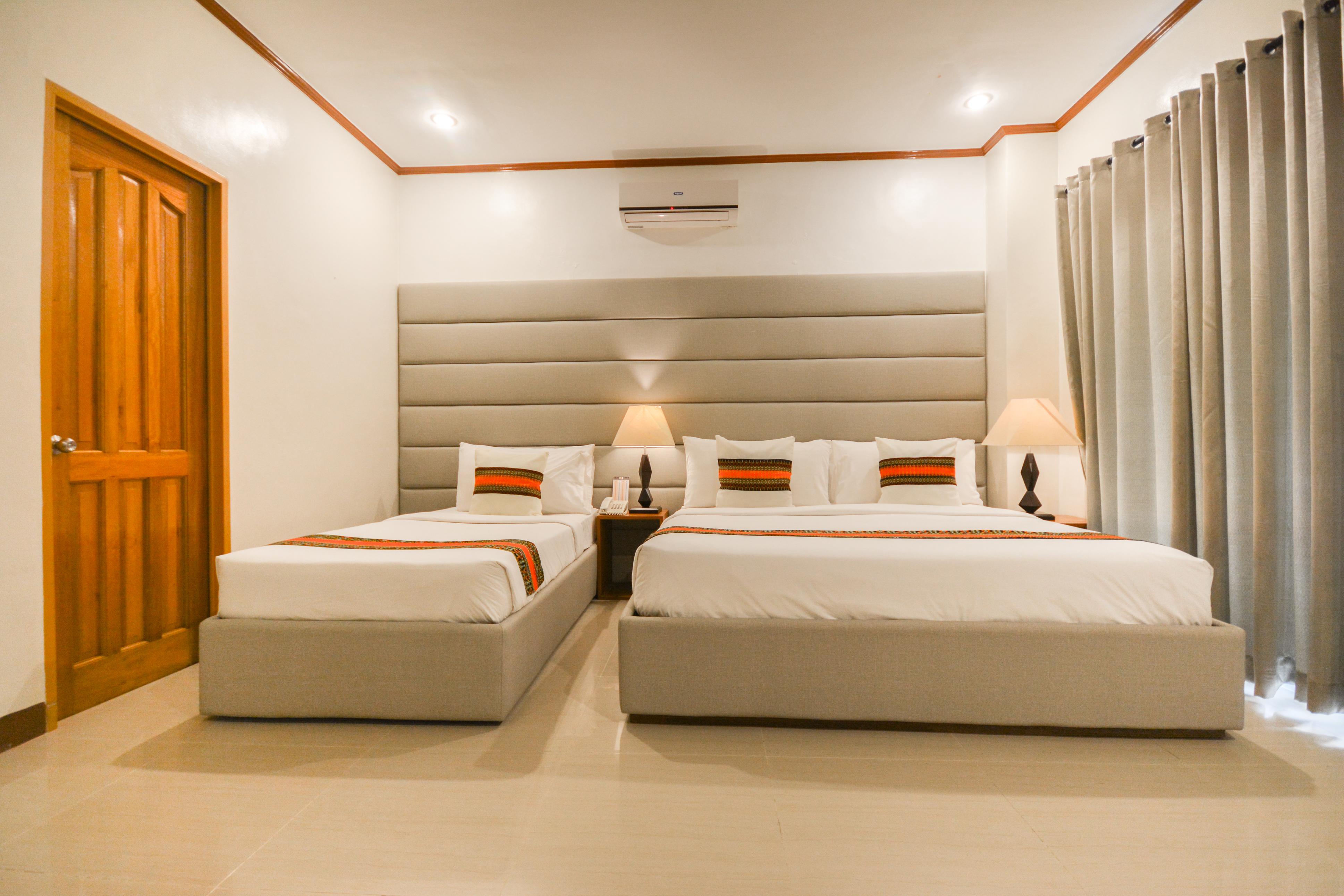 ซูร์ บีช รีสอร์ต Hotel Balabag  ภายนอก รูปภาพ