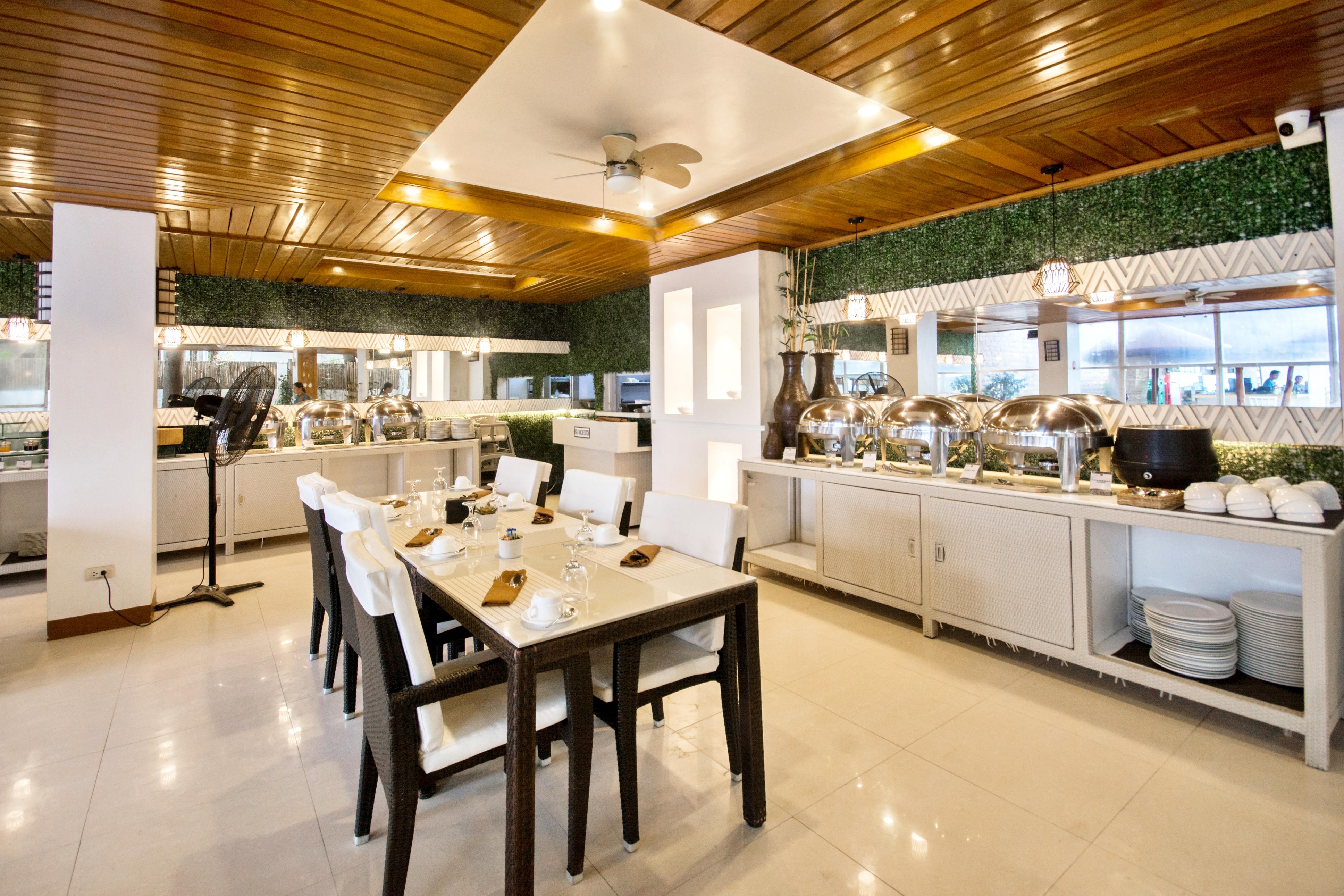 ซูร์ บีช รีสอร์ต Hotel Balabag  ภายนอก รูปภาพ