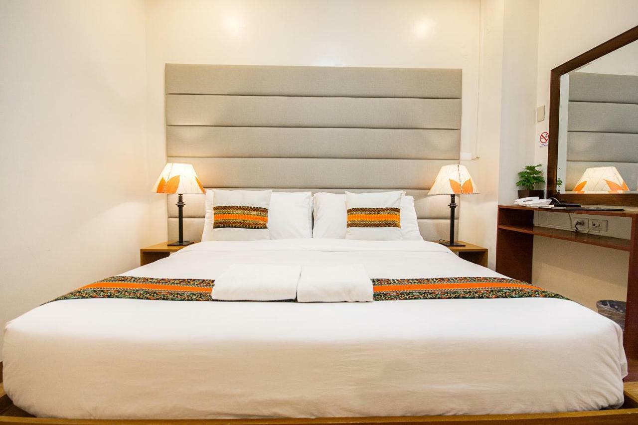 ซูร์ บีช รีสอร์ต Hotel Balabag  ภายนอก รูปภาพ